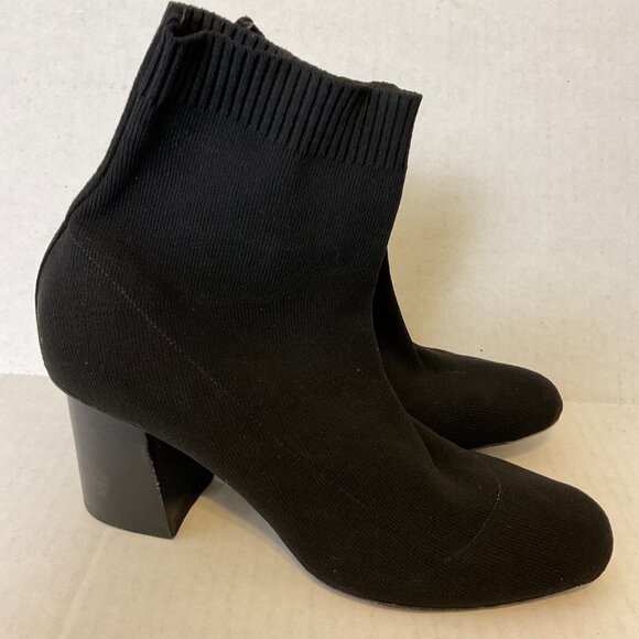 Lafayette 148 Booties 39 Black Knit Stretch Heels - Picture 1 of 10